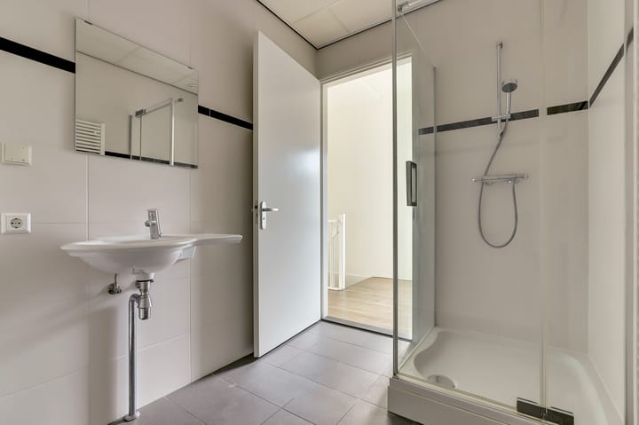 Photo 20 of Einsteinstraat 14-K1