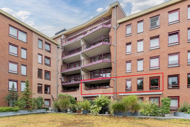 Foto 37 van Oostlaan 67