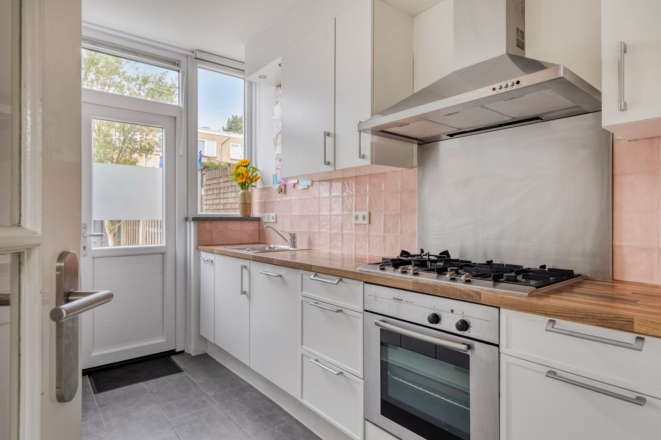 Foto 15 van Van Hallstraat 87