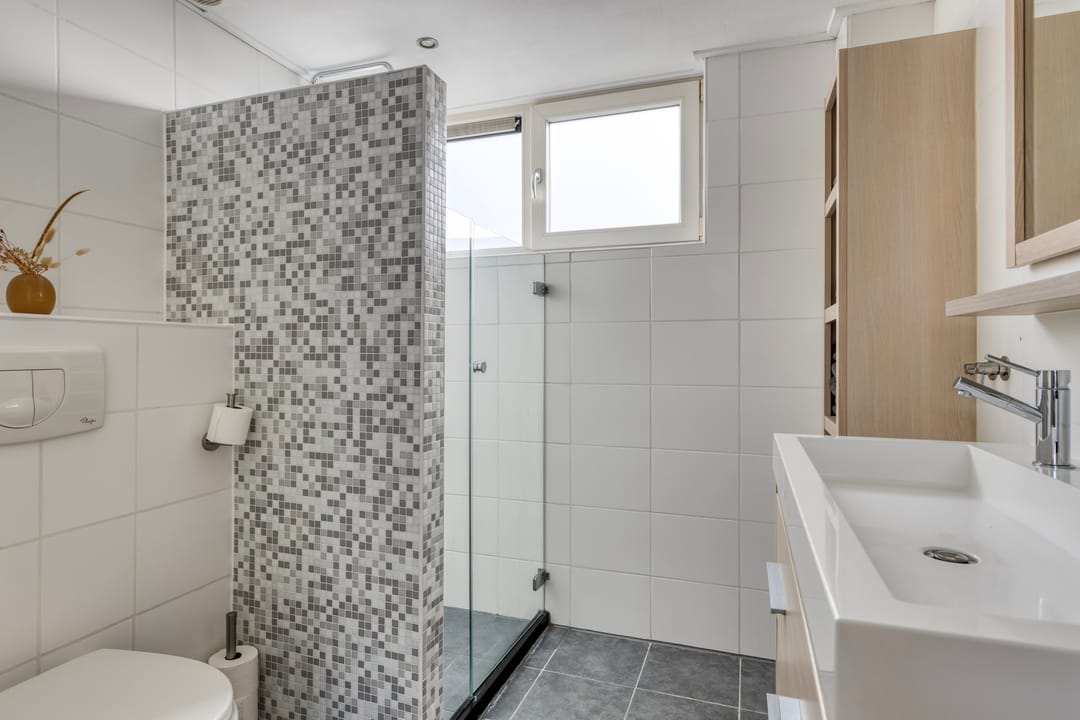 Foto 23 van Van Hallstraat 87