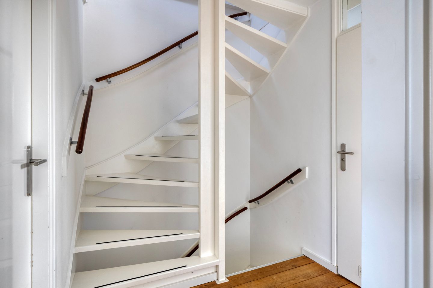 Foto 25 van Van Hallstraat 87