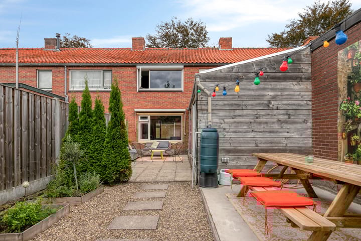 Foto 29 van Schoutstraat 10