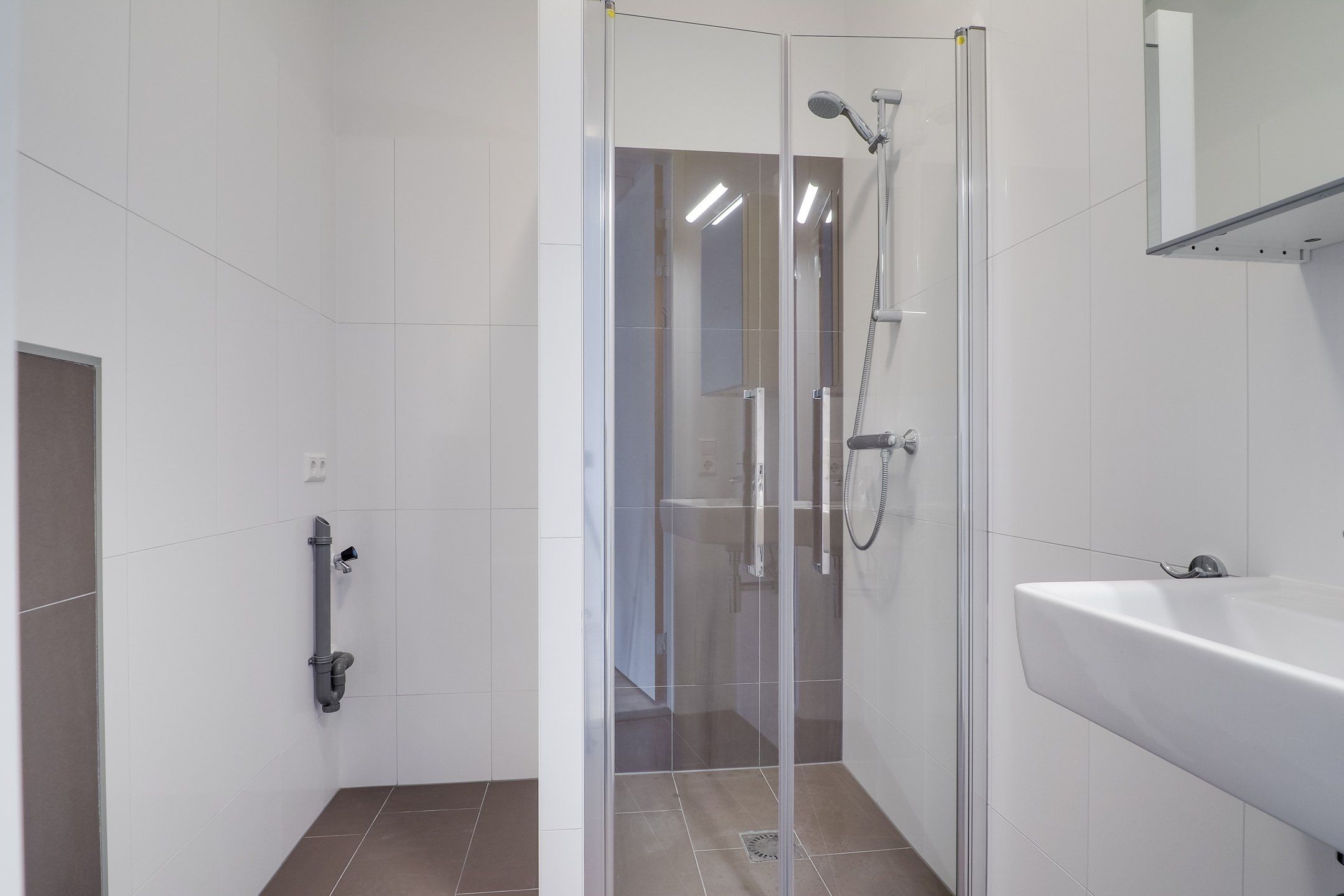 Foto 12 van Kanaalweg 95-14