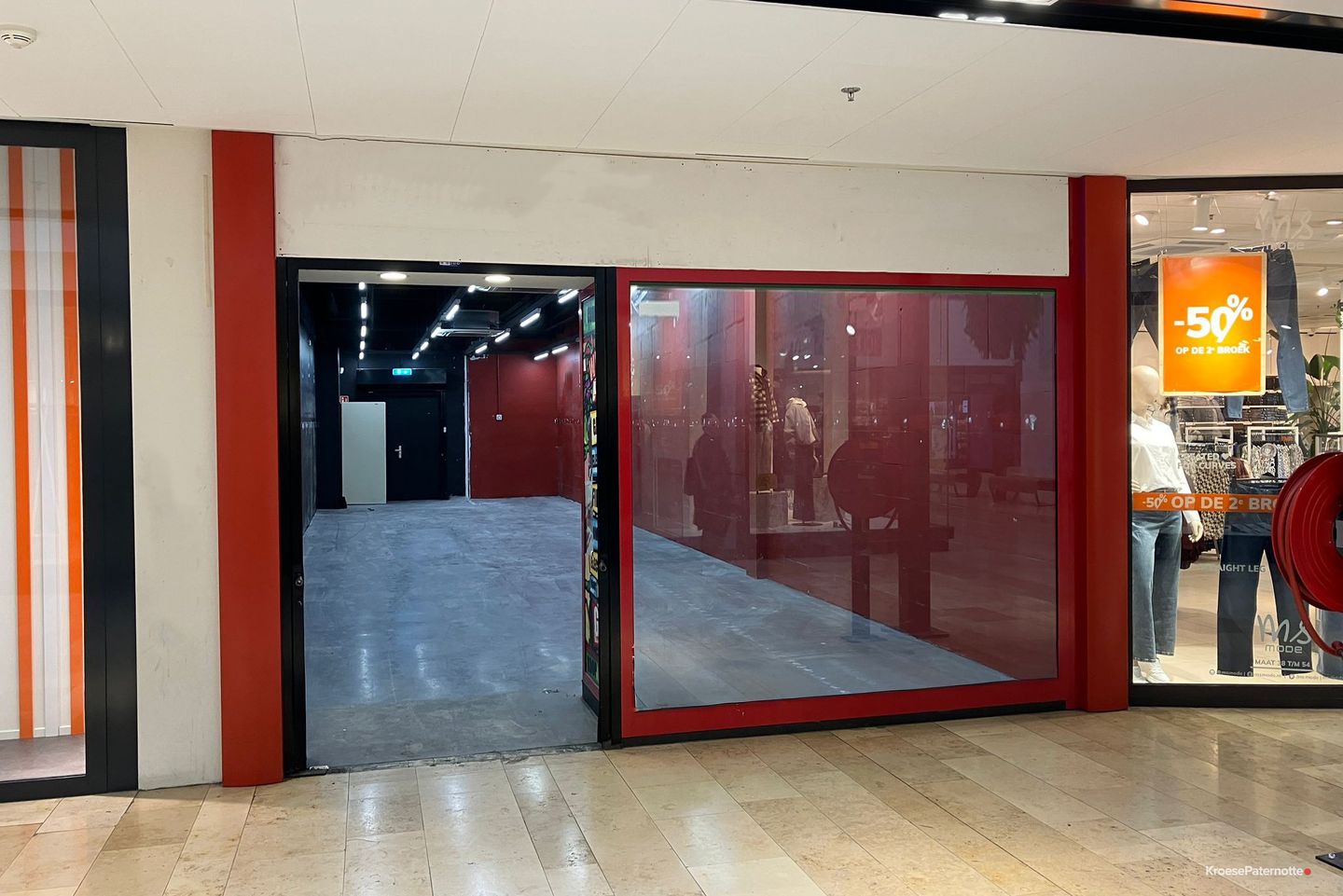 View photo 3 of Zuidplein Hoog 783