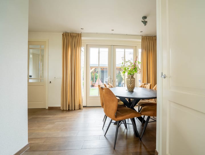 Photo 8 of Maatschappijstraat 2