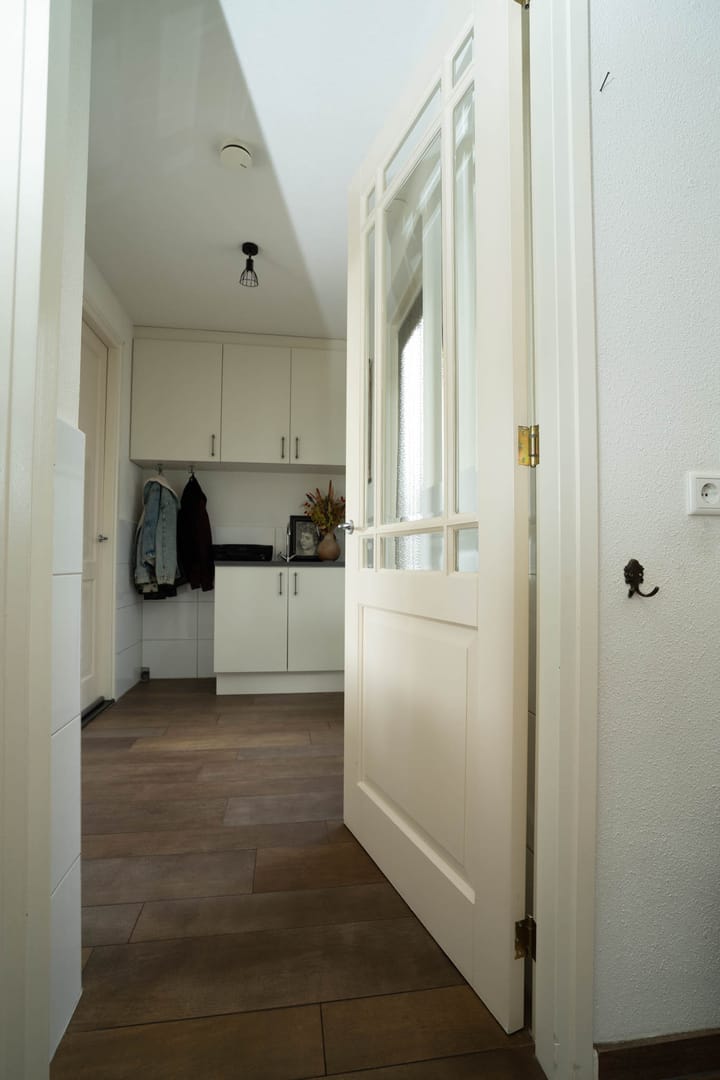 Photo 15 of Maatschappijstraat 2