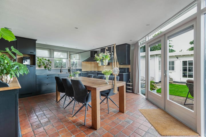 Foto 4 van Pegasus 34