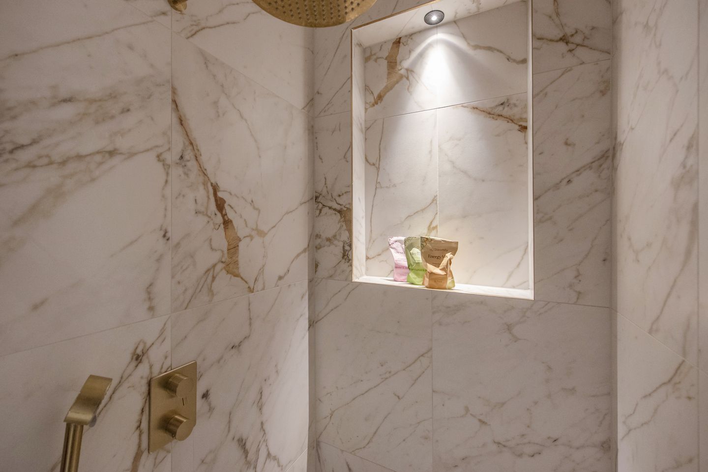 Foto 20 van Wagenstraat 148-A