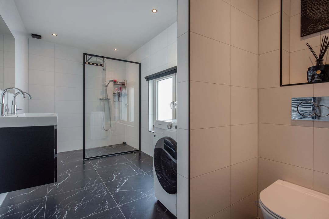 Foto 41 van Wagenstraat 148-A