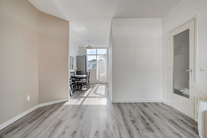 Foto 4 van Johannes Uitenbogaertstraat 52-BS