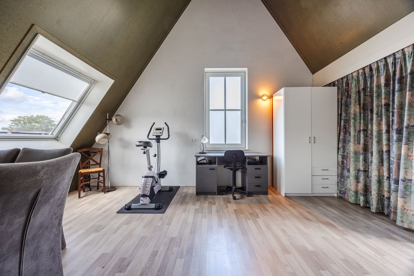 Foto 25 van Wilhelminalaan 4-D