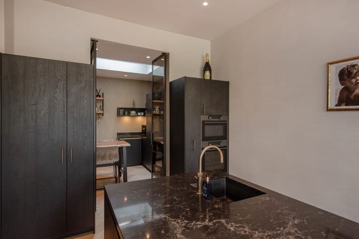 Foto 12 van Wagenstraat 148-1