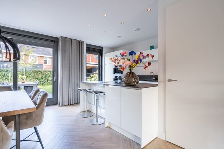 Foto 8 van Daan van Dijkhof 14