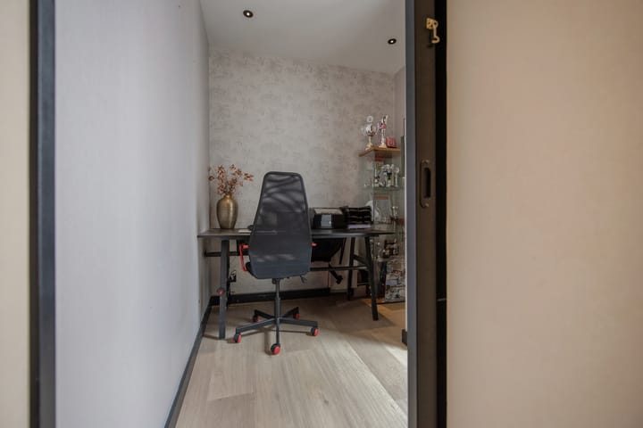 Foto 28 van Wagenstraat 148-1