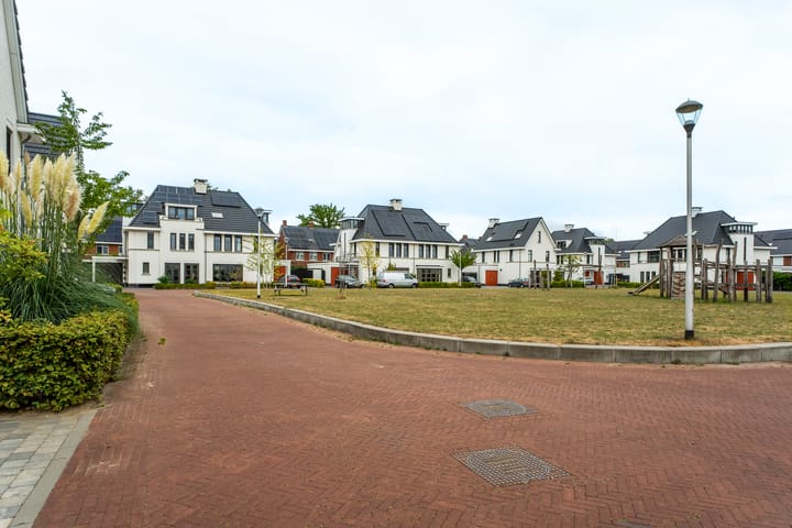 Foto 39 van Daan van Dijkhof 14