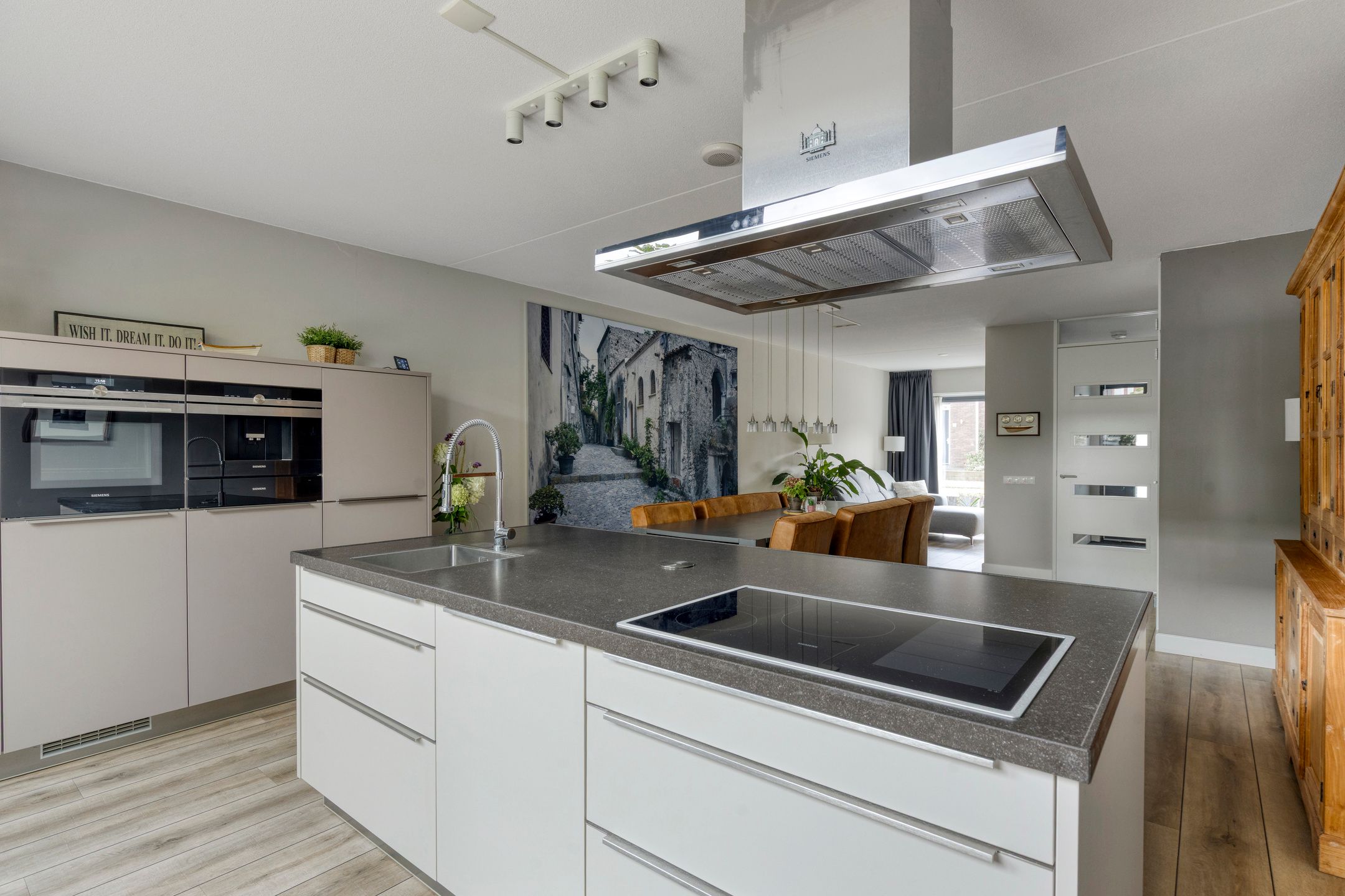 Foto 12 van Palmsuikerweg 1