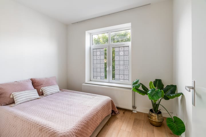 Foto 10 van De Genestetlaan 52