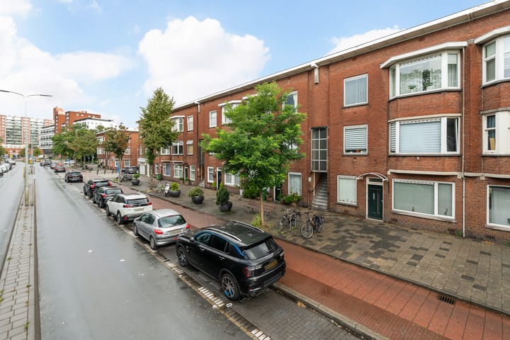 Foto 21 van De Genestetlaan 52