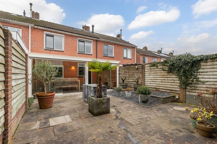 Foto 17 van Prinses Irenelaan 15