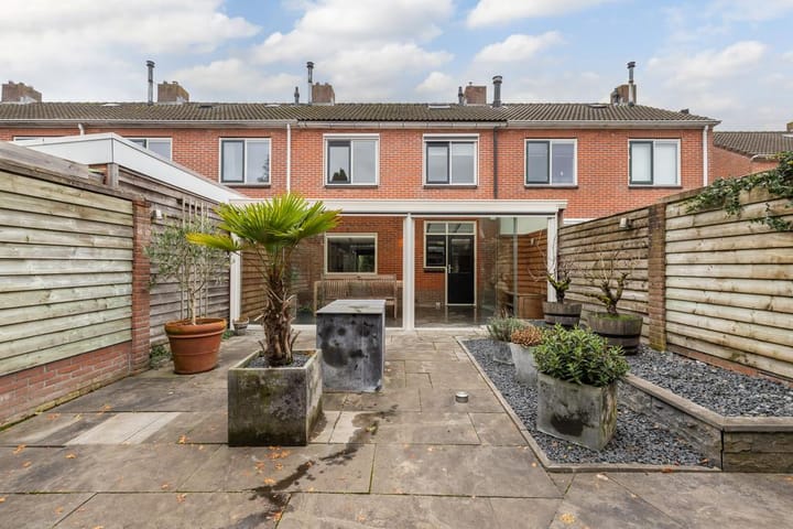 Foto 18 van Prinses Irenelaan 15