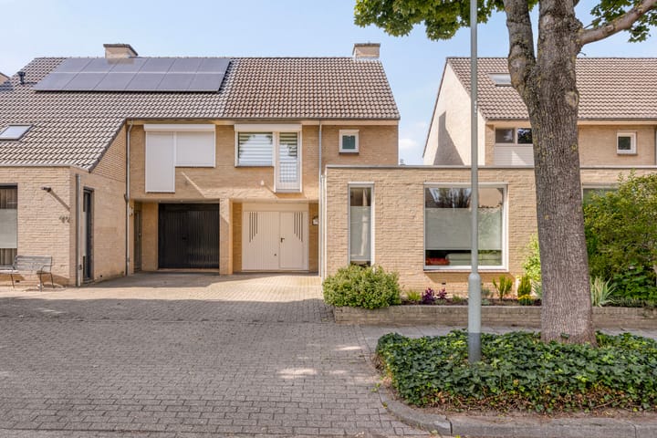 Foto 1 van Burg. Wijnandsstraat 68