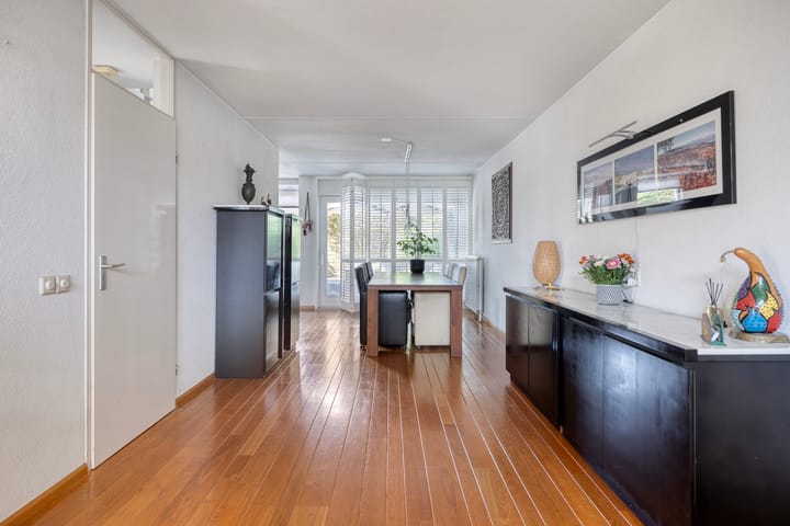 Foto 8 van Burg. Wijnandsstraat 68