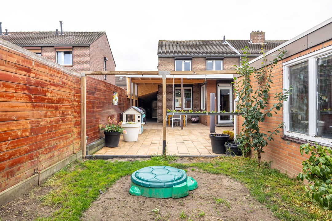 Photo 31 of Burgemeester Loysonstraat 16