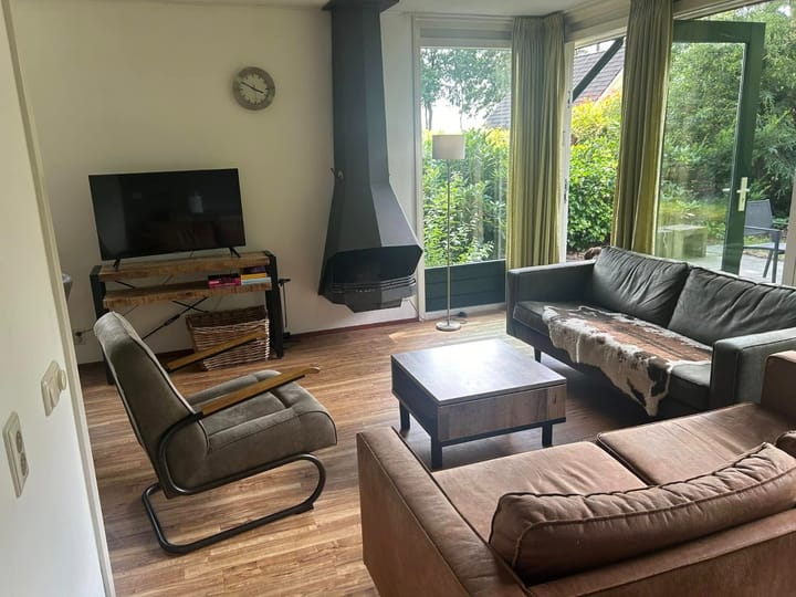 Photo 11 of Rolderstraat 11-A295