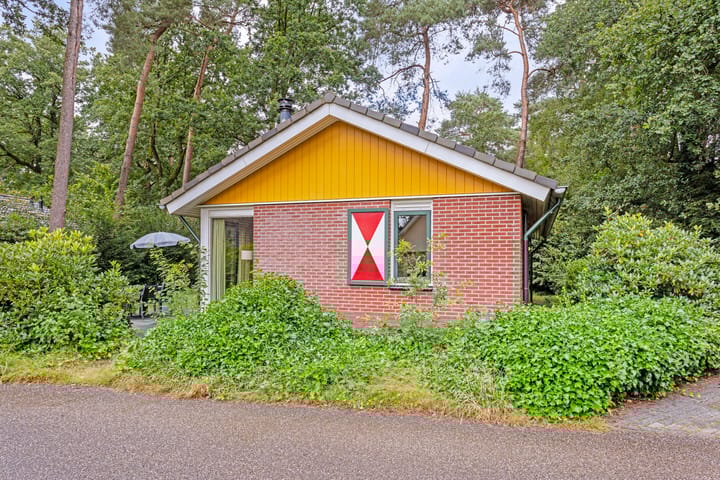 Photo 21 of Rolderstraat 11-A295