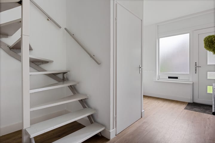 Photo 18 of Dilakker 13