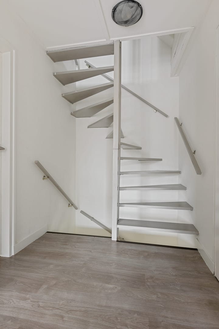 Photo 33 of Dilakker 13