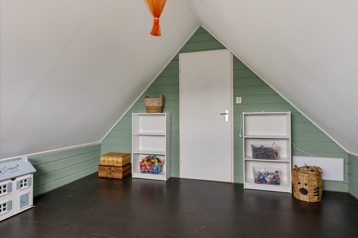 Photo 37 of Dilakker 13