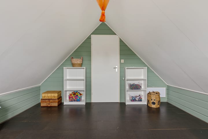 Photo 36 of Dilakker 13