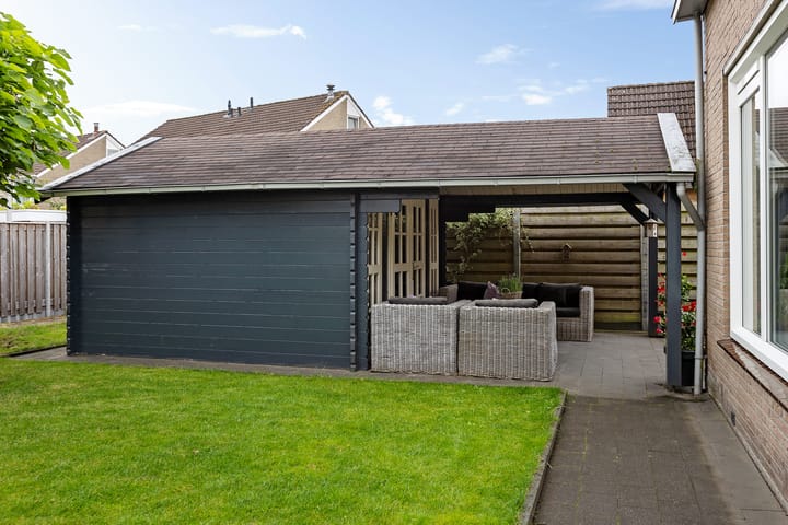 Photo 43 of Dilakker 13