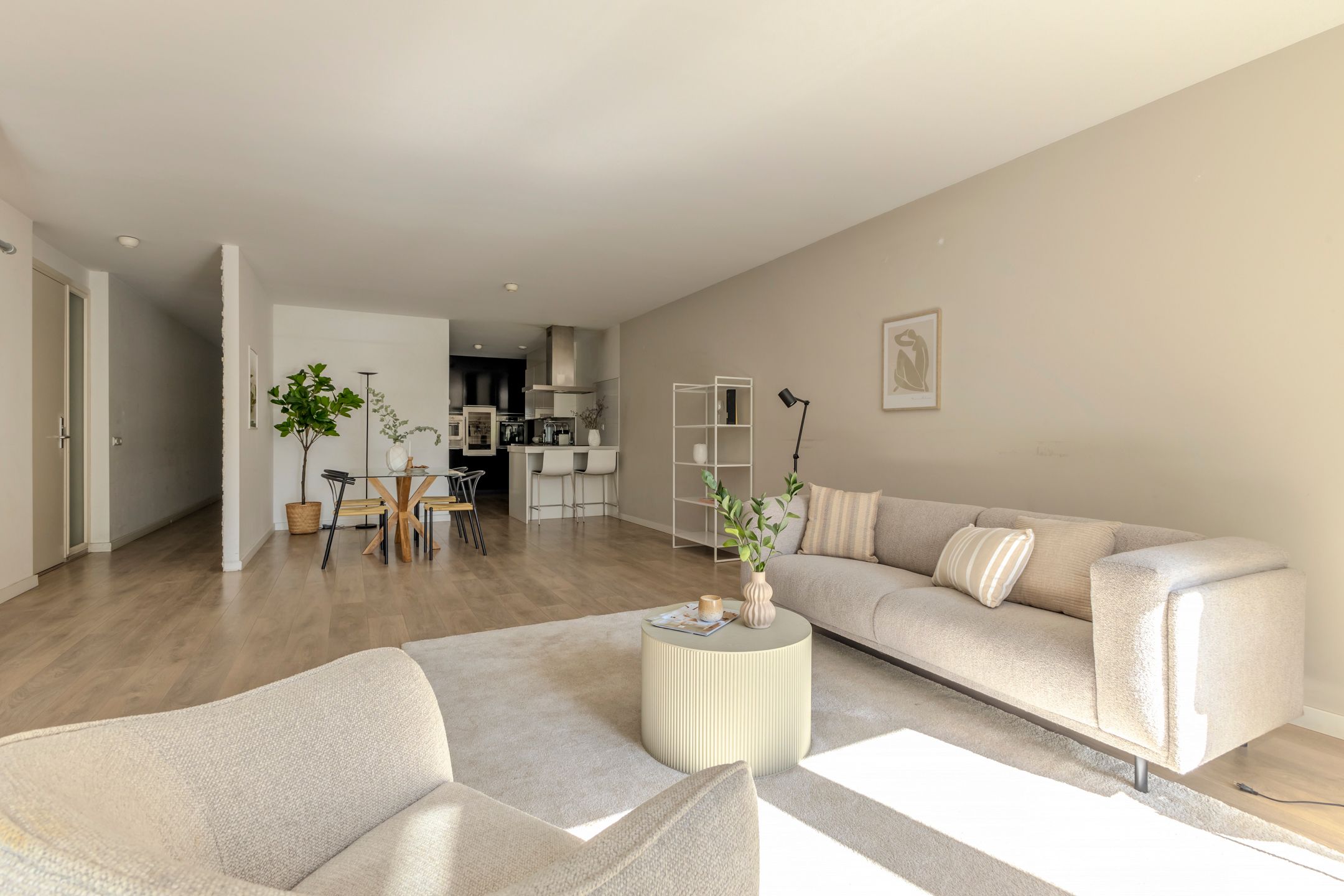 Photo 9 of Haarlemmerplein 22-A