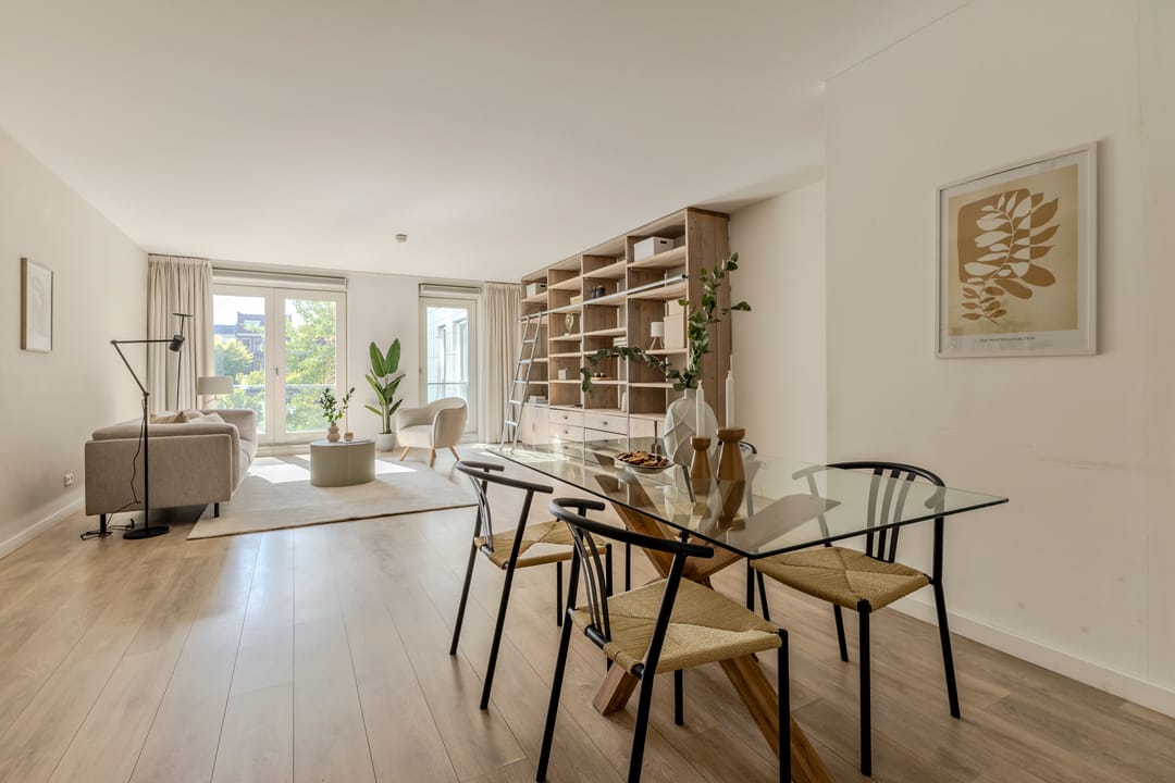 Photo 11 of Haarlemmerplein 22-A