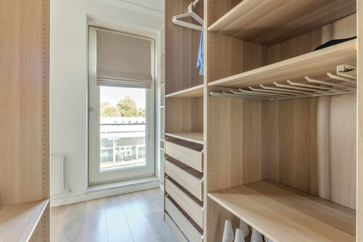 Photo 19 of Haarlemmerplein 22-A