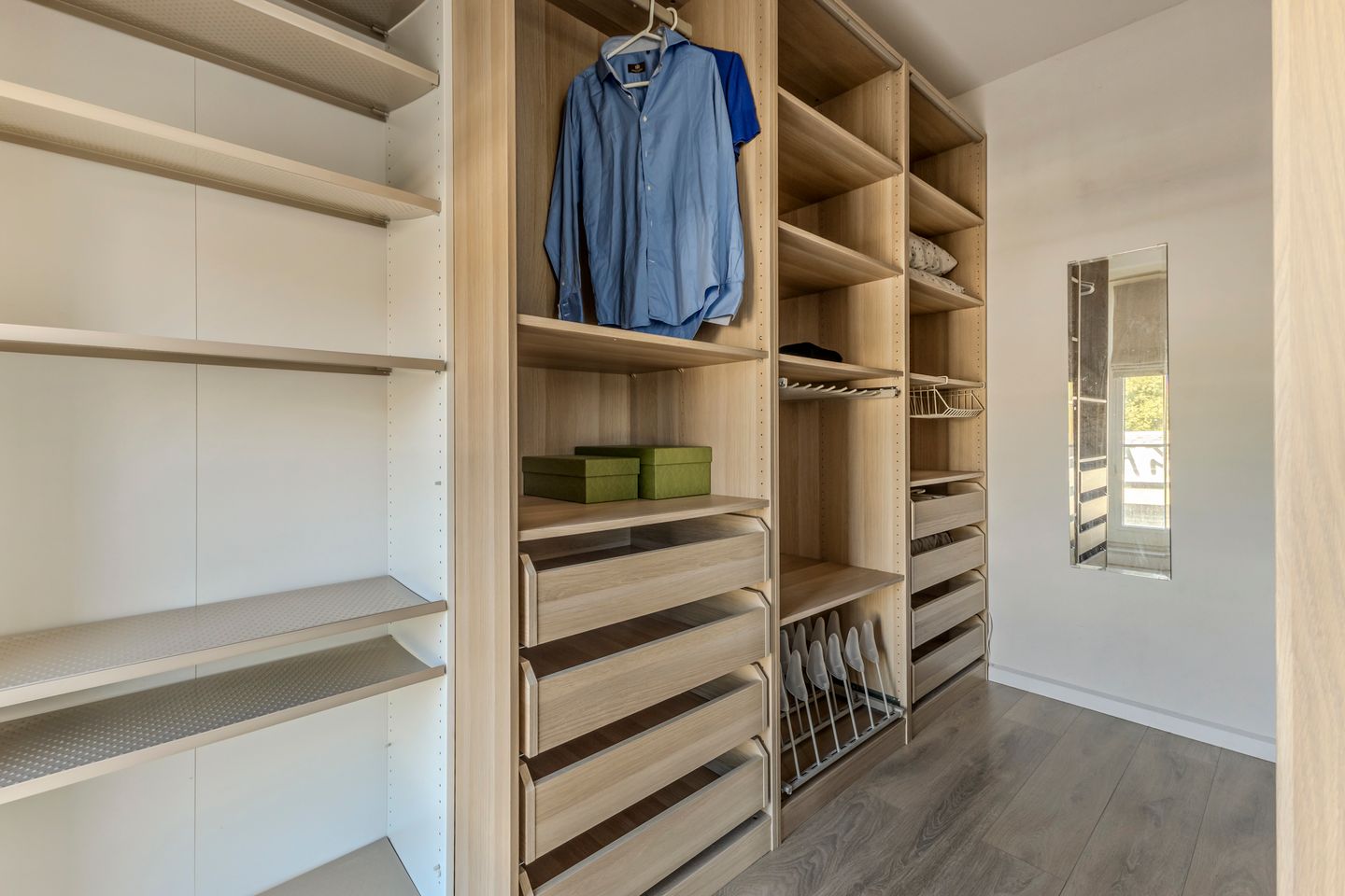 Photo 20 of Haarlemmerplein 22-A