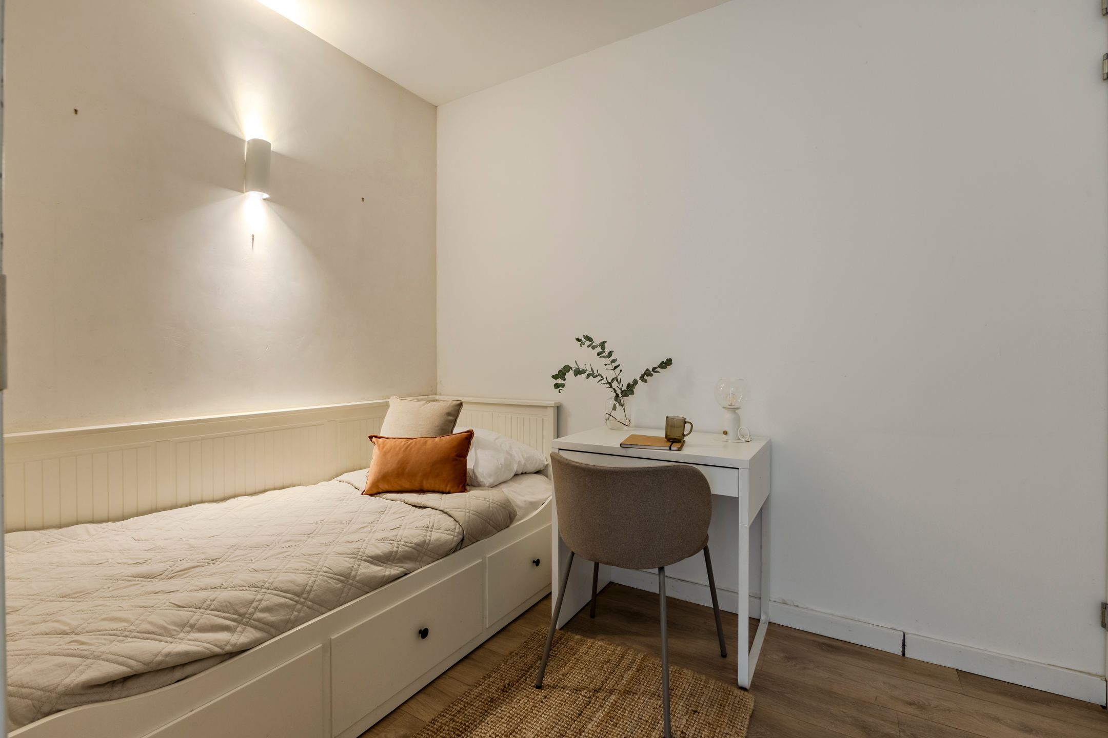 Photo 24 of Haarlemmerplein 22-A