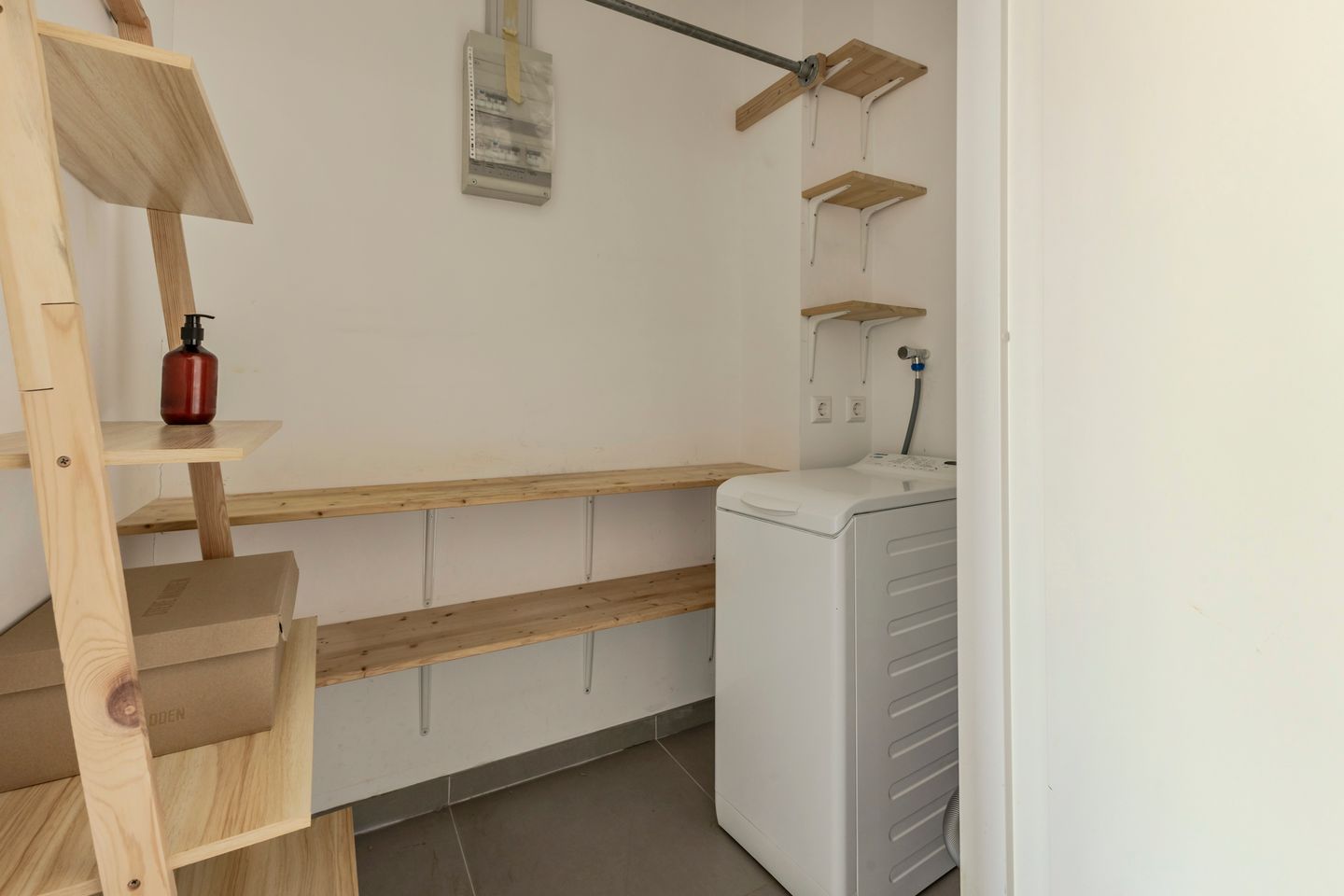 Photo 29 of Haarlemmerplein 22-A