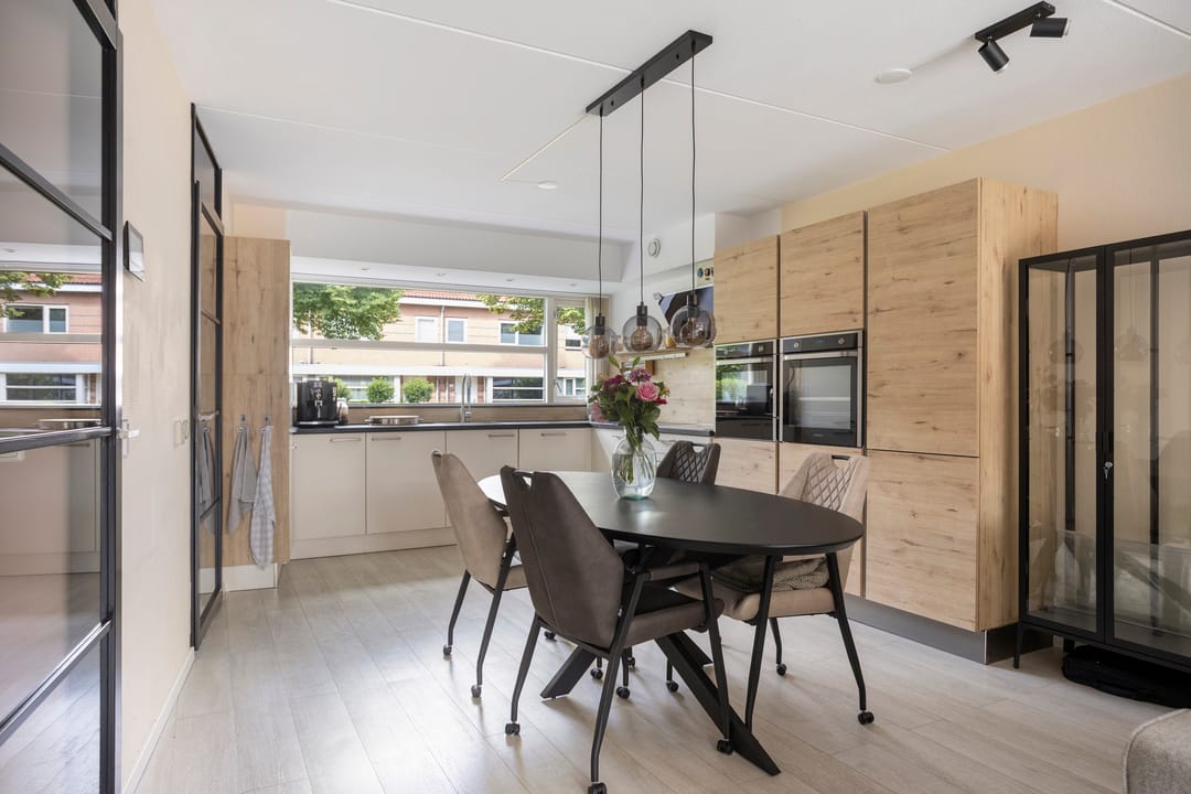 Foto 2 van Escudo 49