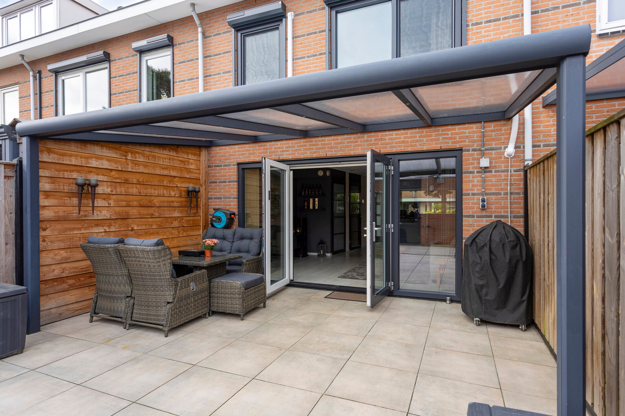 Foto 24 van Escudo 49