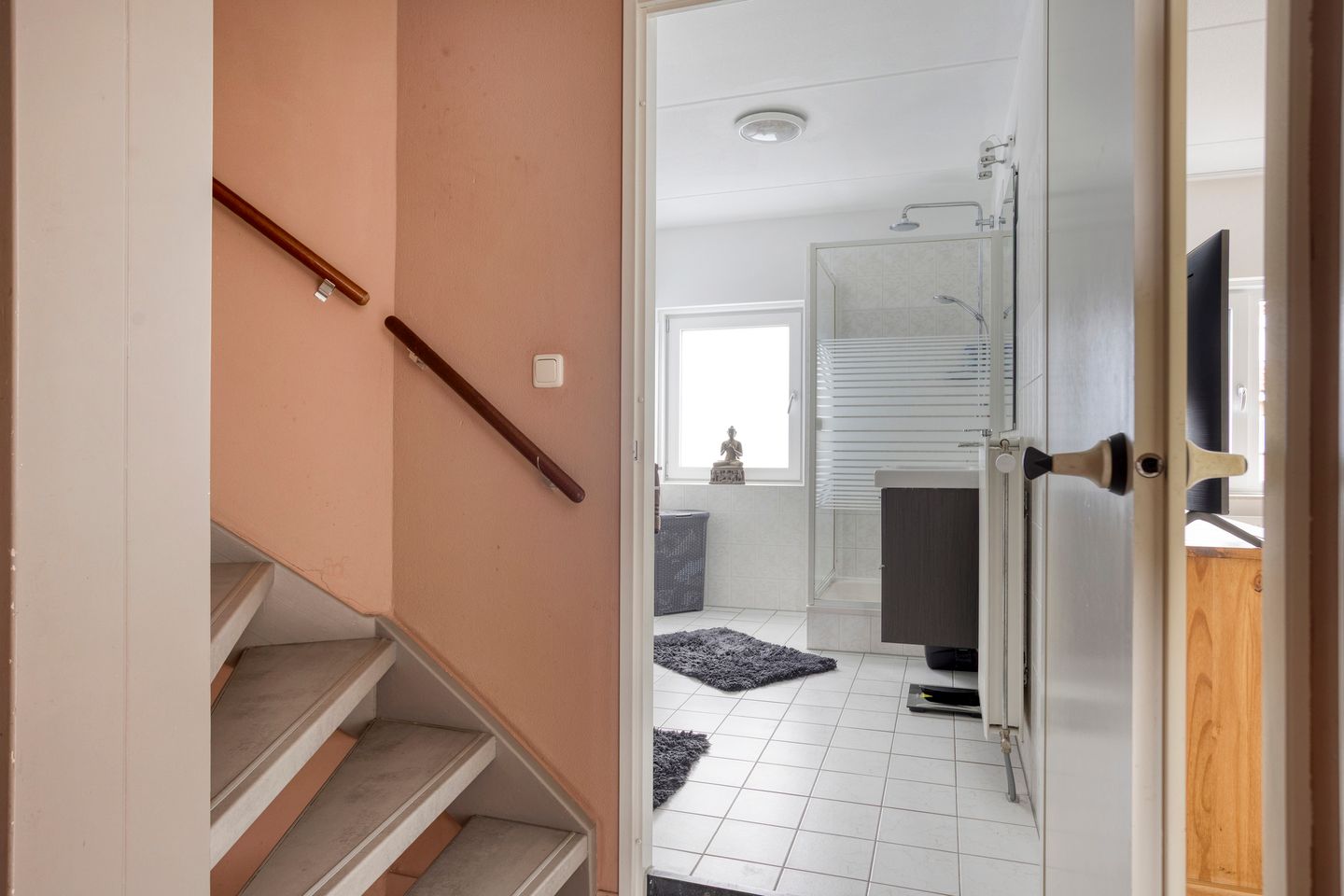 Foto 35 van Escudo 49