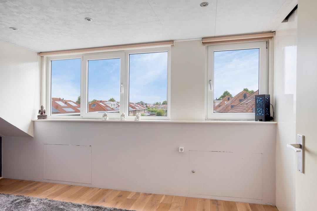 Foto 38 van Escudo 49