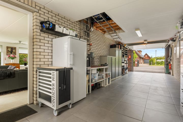 Photo 16 of Watersnip 6