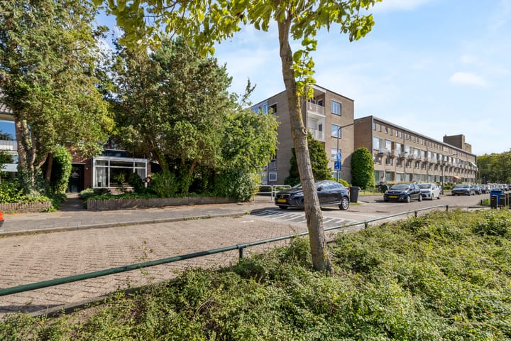 Photo 40 of Loosdrechtseweg 129