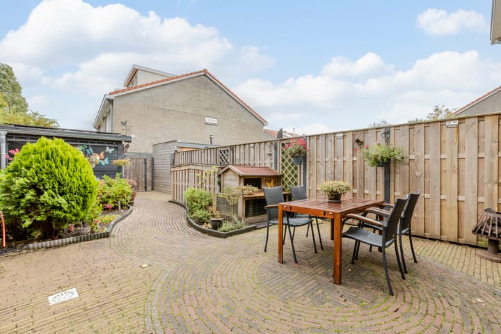 Foto 35 van Van Teijlingenlaan 16