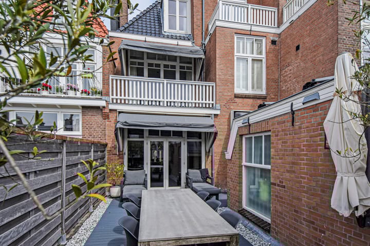 Photo 18 of Frederik Hendriklaan 239