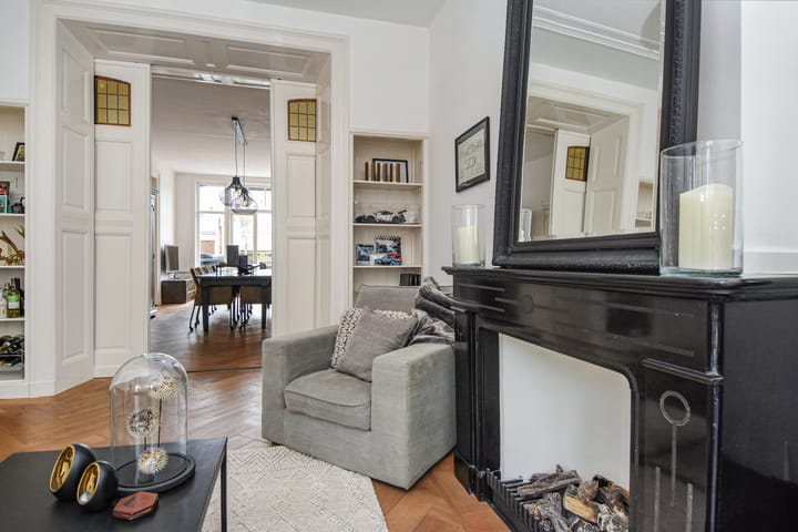 Photo 10 of Frederik Hendriklaan 239