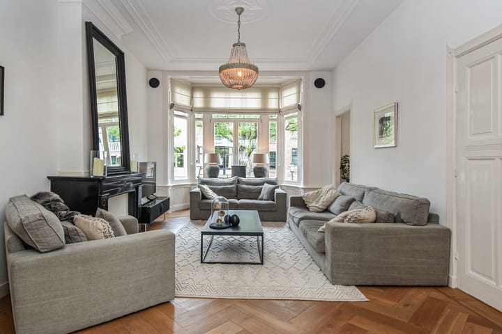 Photo 11 of Frederik Hendriklaan 239